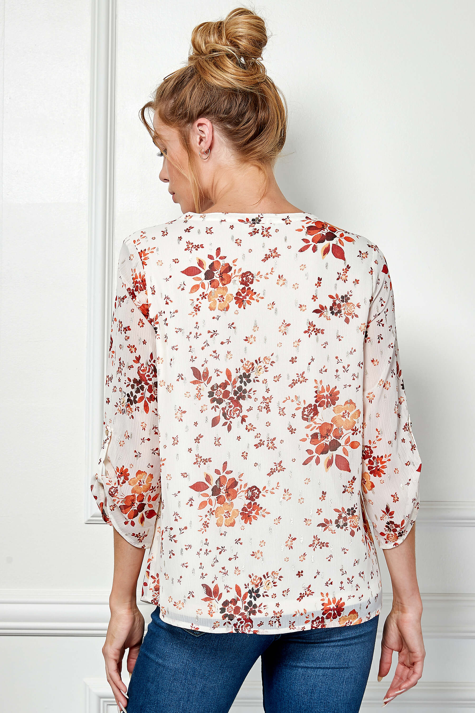 3/4 Tab Sleeve Mandarin Collar Popover Blouse in Ivory/Burgundy/Rust