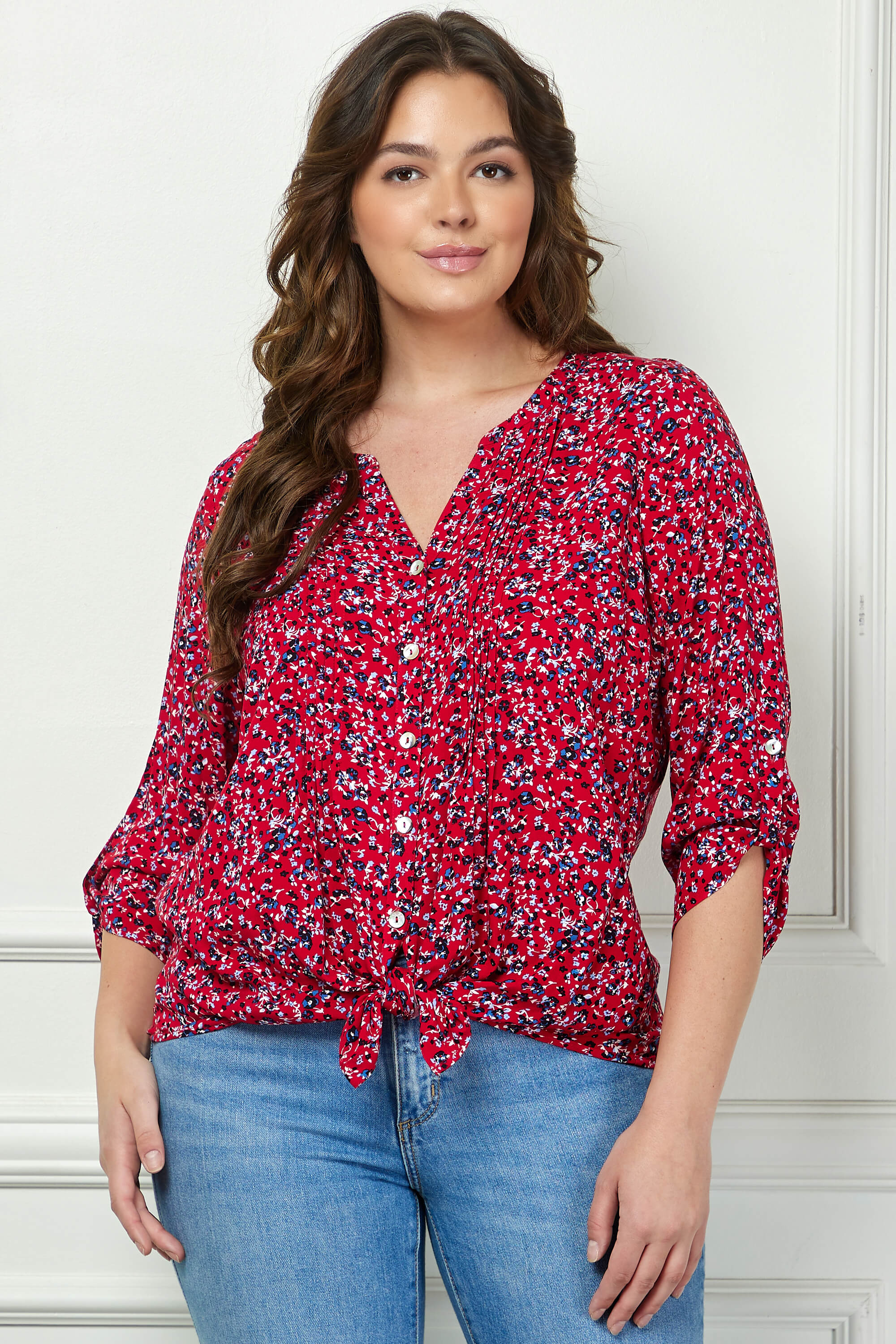 3/4 Button Tab Sleeve Pintuck Tie Front Blouse in Red - Plus