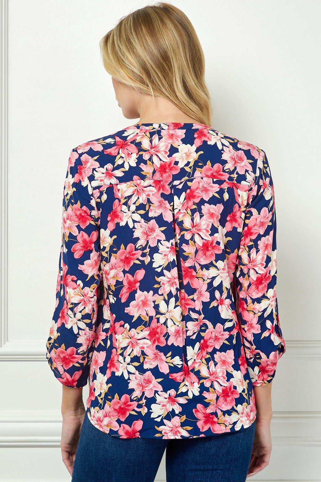3/4 Button Tab Sleeve Pintuck Tie Front Blouse in Navy/Coral